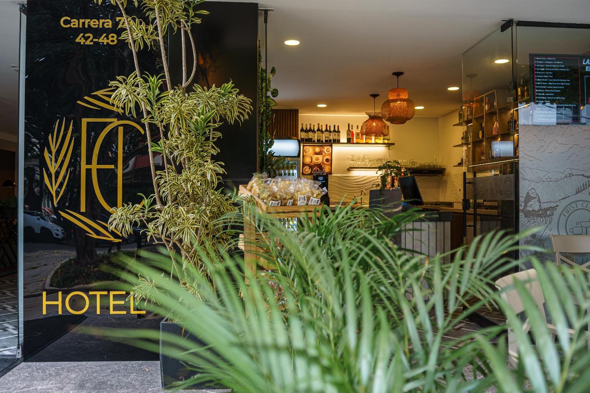 First Class Hotel Medellin Exterior photo