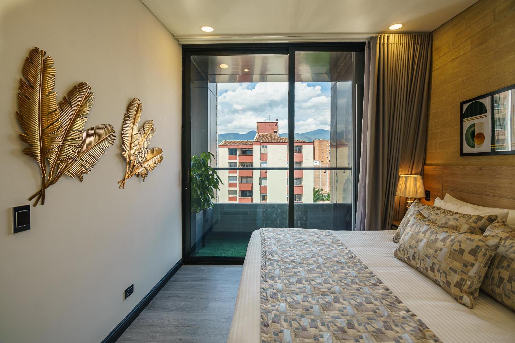 First Class Hotel Medellin Exterior photo
